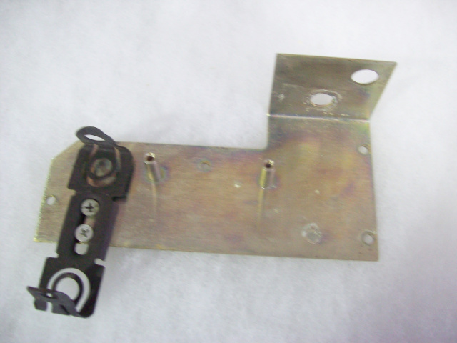 HOBART ELECTICAL SWITCH PLATE W/ STAND OFF FOR ELEC.START SWITCH